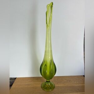 Viking Swung Glass Vase Mid-century Modern 6 Petal Base MCM